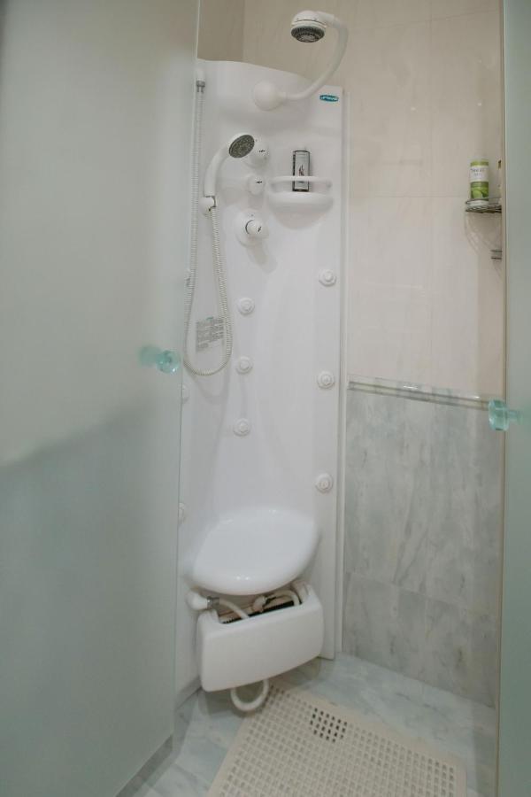 Exceptional Villa In Voula Near The Sea Athens Ngoại thất bức ảnh