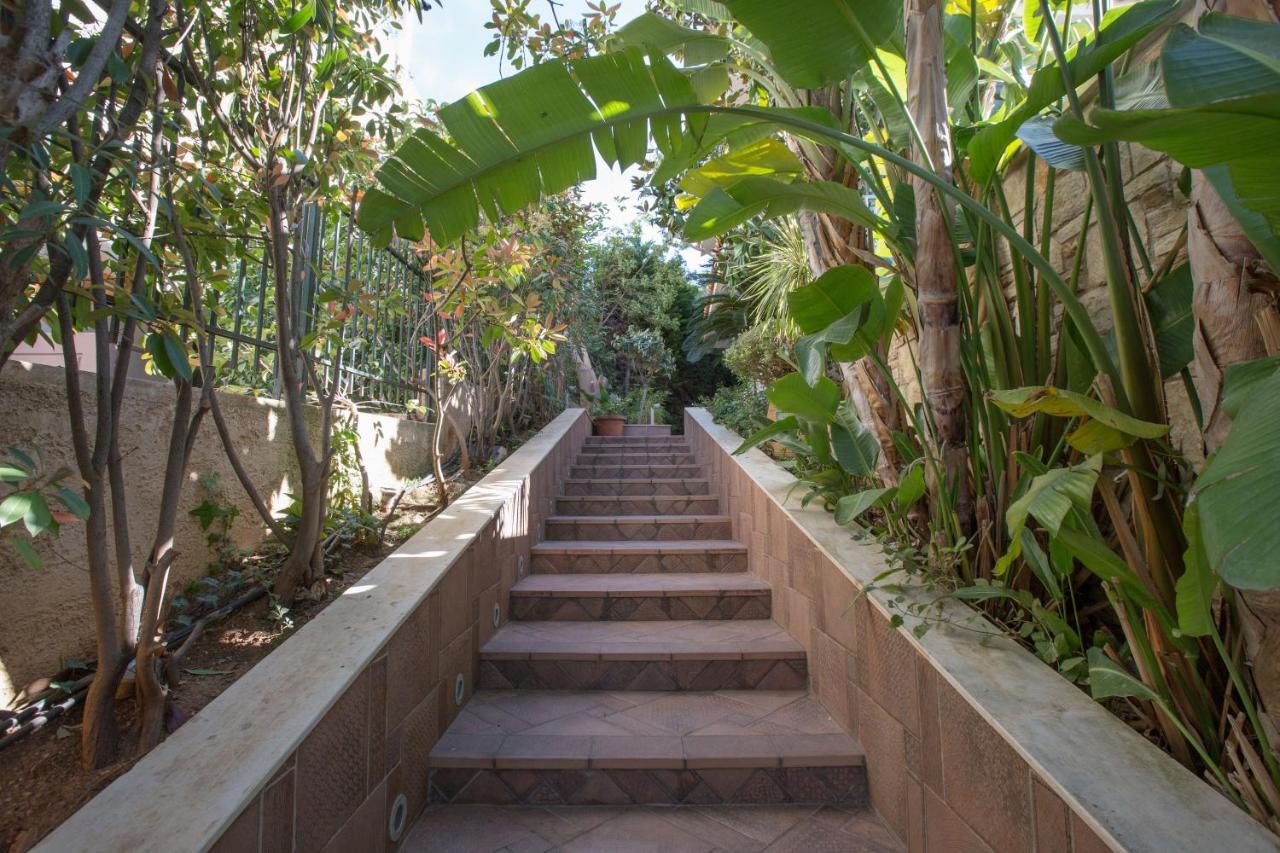 Exceptional Villa In Voula Near The Sea Athens Ngoại thất bức ảnh